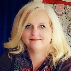 Meet your Posher, Joy